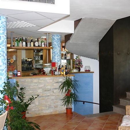 Hotel Villa Tramonto Direttamente Sul Mare San Vincenzo Kültér fotó