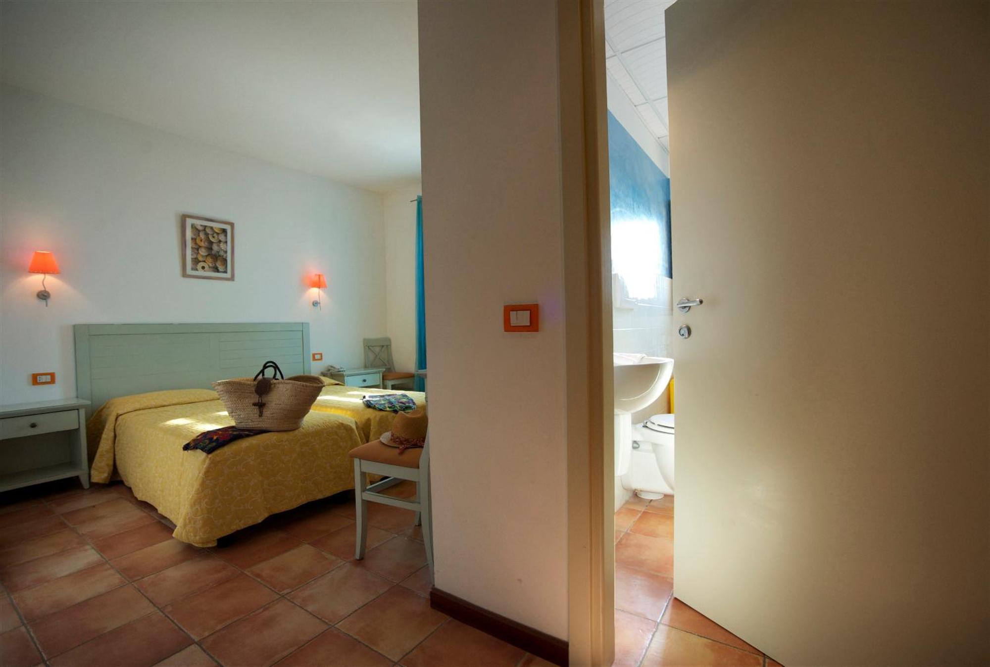 Hotel Villa Tramonto Direttamente Sul Mare San Vincenzo Kültér fotó
