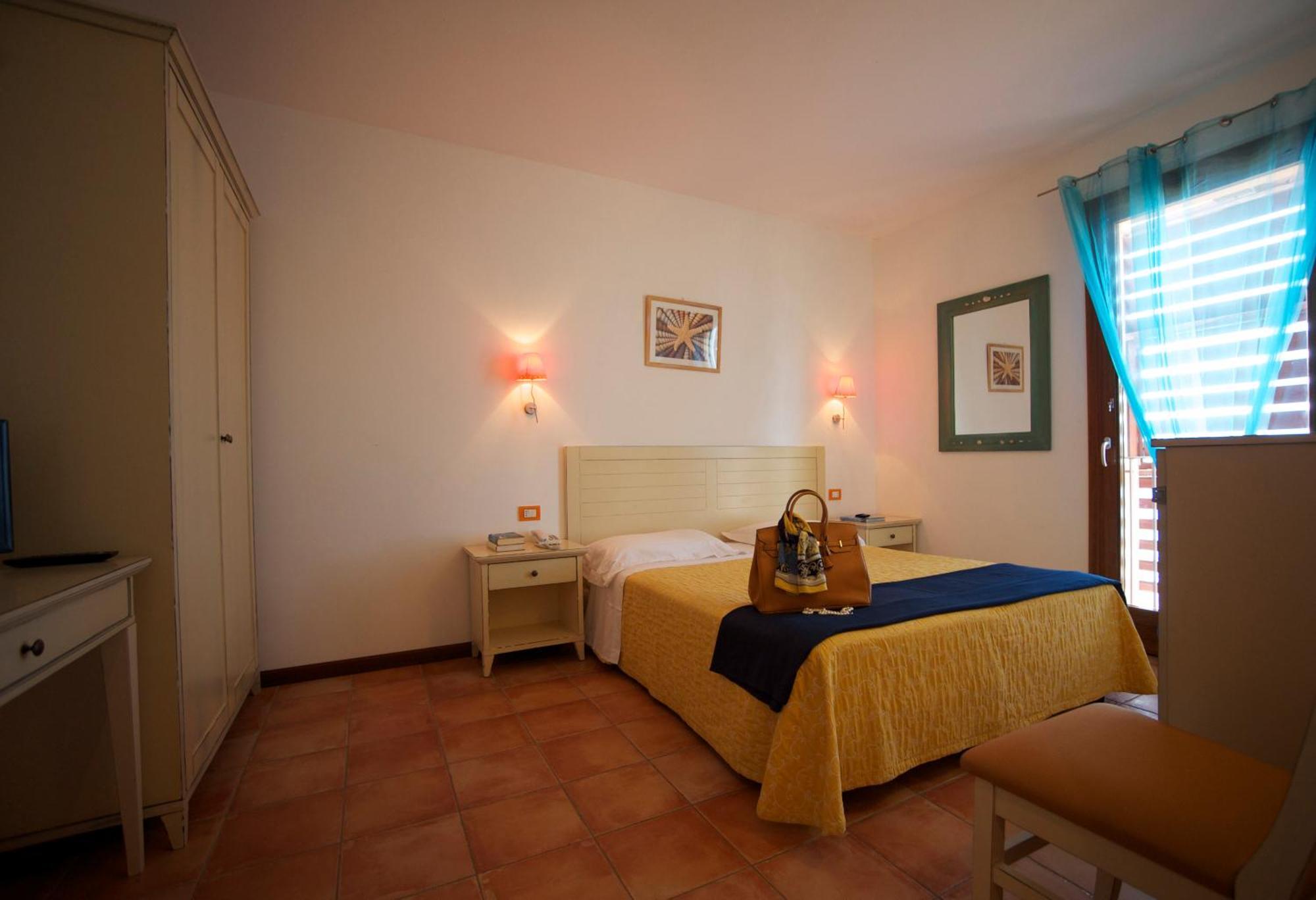 Hotel Villa Tramonto Direttamente Sul Mare San Vincenzo Kültér fotó