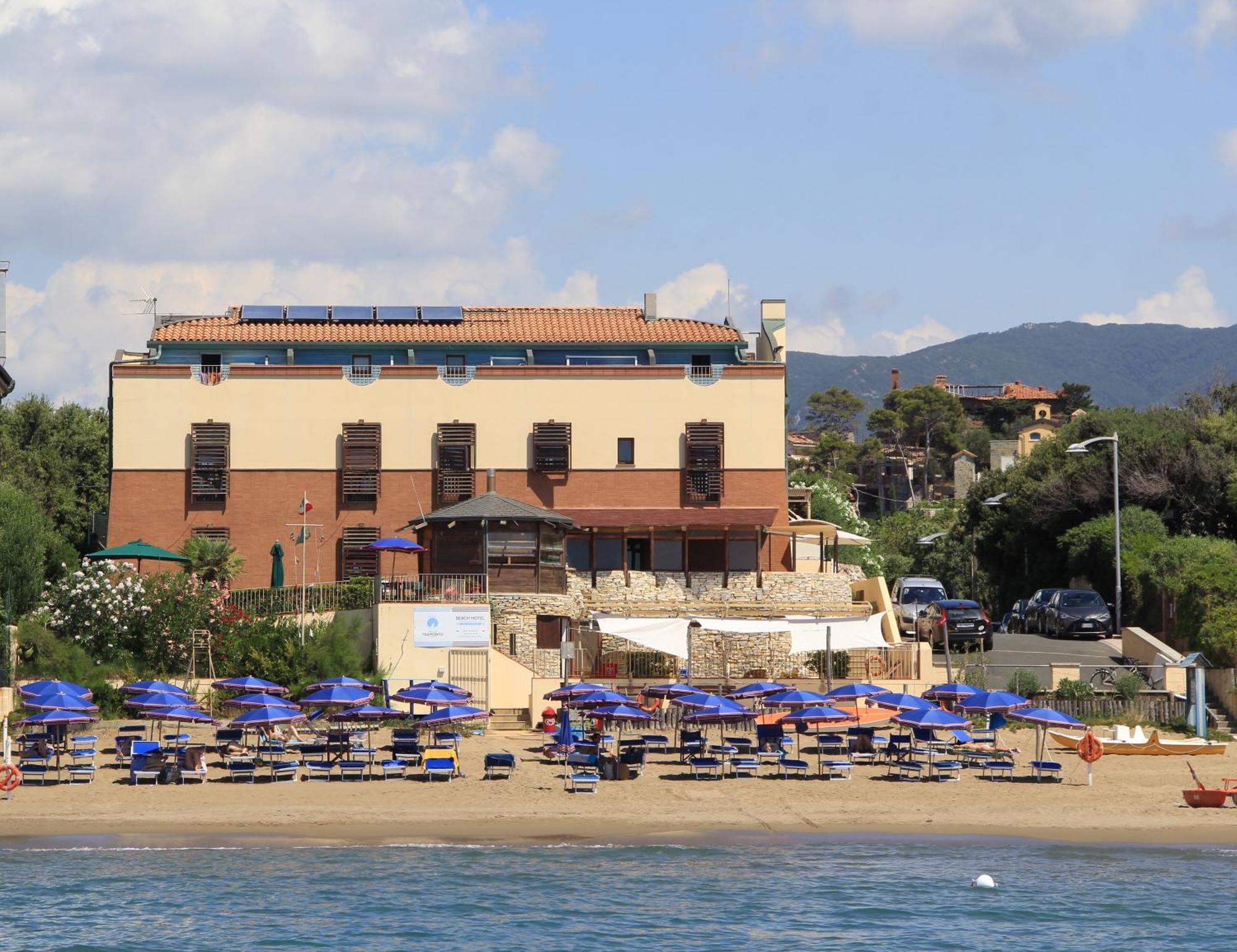 Hotel Villa Tramonto Direttamente Sul Mare San Vincenzo Kültér fotó
